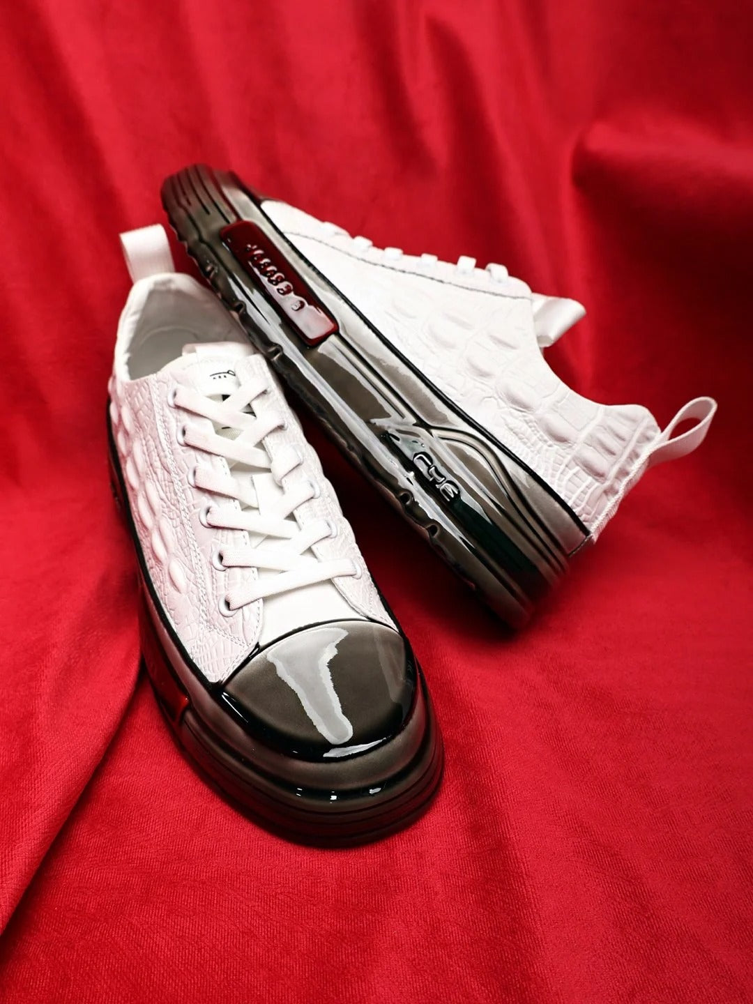 Valvero LUX279 Мъжки Обувки White Noir Limited